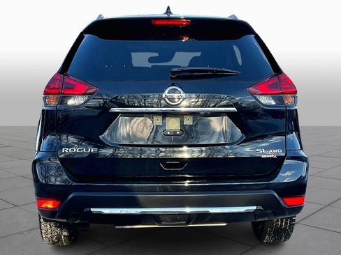 Used 2018 Nissan Rogue SL w/ Premium Package image 5