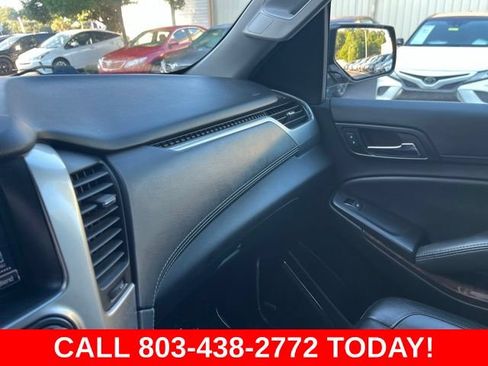 Used 2019 Chevrolet Suburban LT AWD/4WD image 27