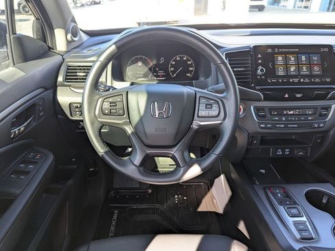 Used 2024 Honda Ridgeline RTL image 11