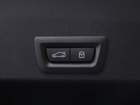 New 2026 BMW XM Label Red w/ M Driver's Package image 17