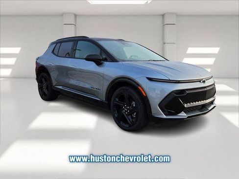 New 2026 Chevrolet Equinox EV RS image 12