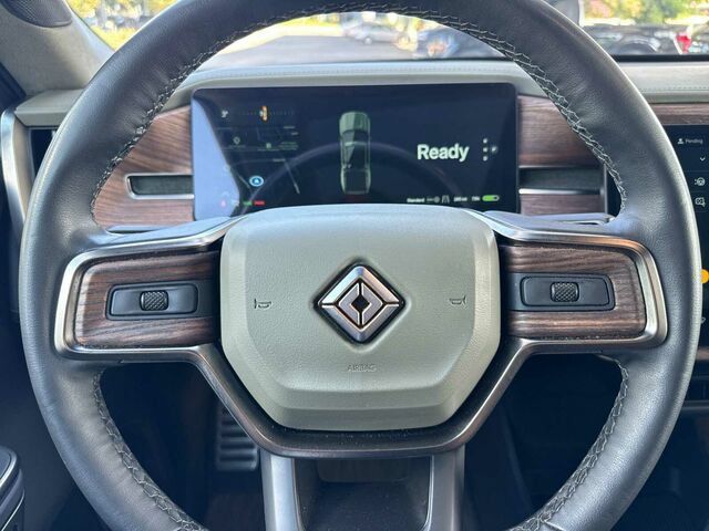 Used 2023 Rivian R1T Adventure Dual AWD/4WD image 28