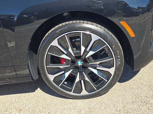 New 2026 BMW iX xDrive60 w/ M Sport Package image 34