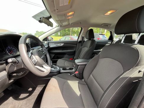 Used 2023 Kia Forte LXS FWD image 22