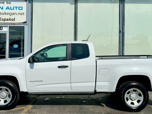 Used 2021 Chevrolet Colorado W/T w/ WT Convenience Package image 2