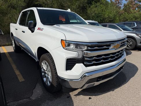 Used 2023 Chevrolet Silverado 1500 LTZ w/ Technology Package AWD/4WD image 1