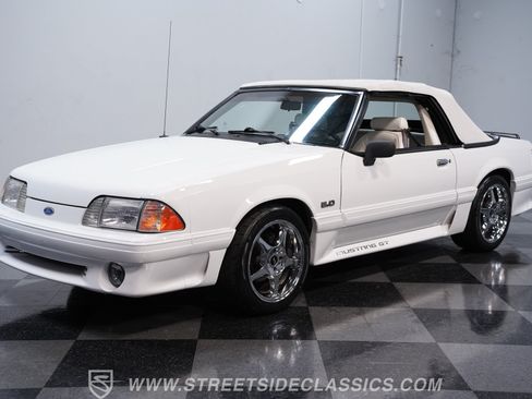 Used 1993 Ford Mustang GT RWD image 6