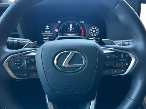 Used 2025 Lexus GX 550 w/ Accessory Package (2T) AWD/4WD image 10