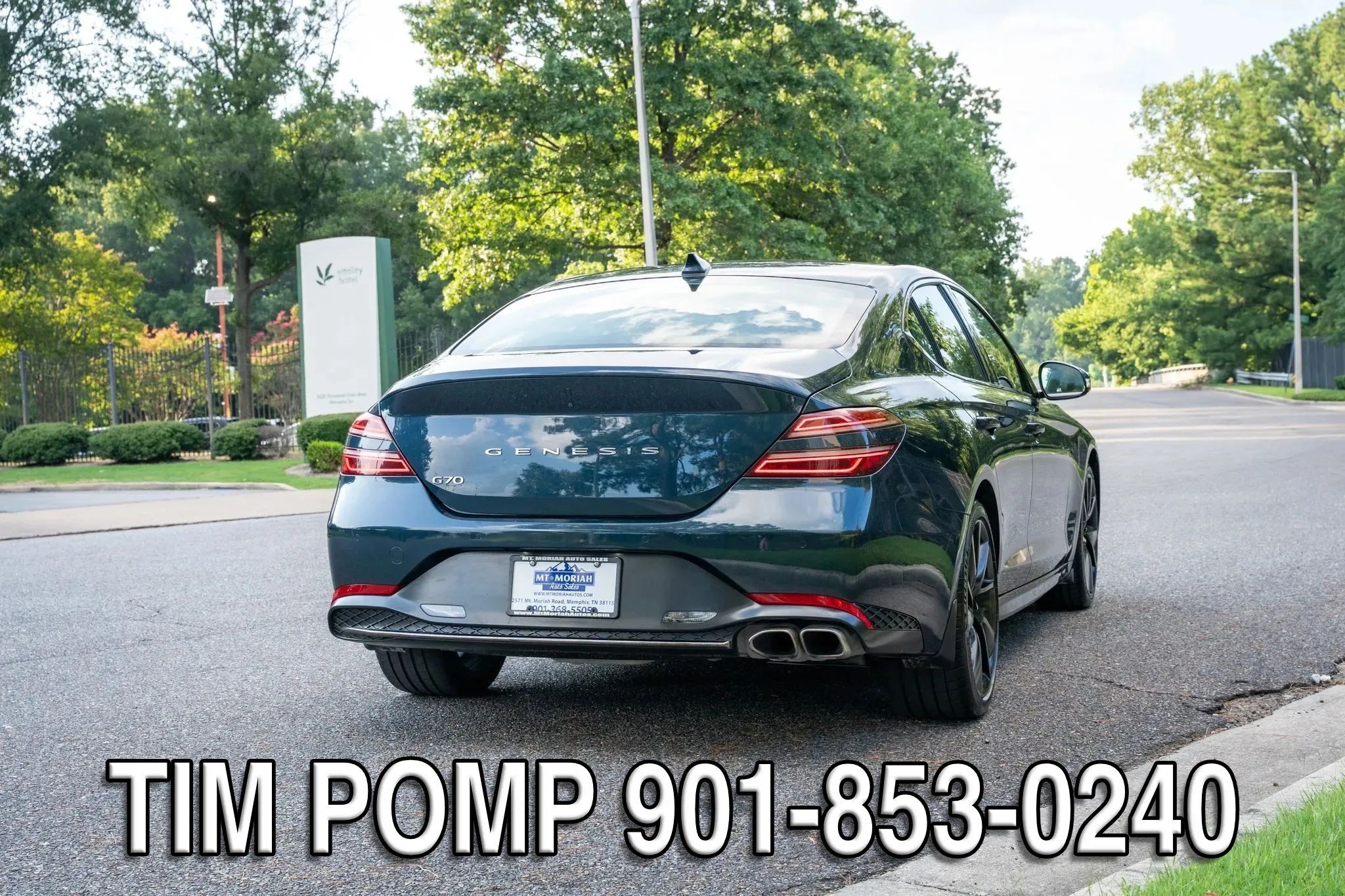 Used 2023 Genesis G70 2.0T w/ Sport Prestige Package RWD image 6