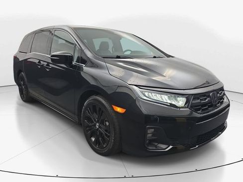 Used 2025 Honda Odyssey Sport-L image 2
