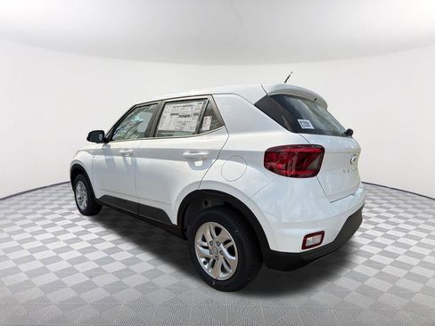 New 2026 Hyundai Venue SE FWD image 7