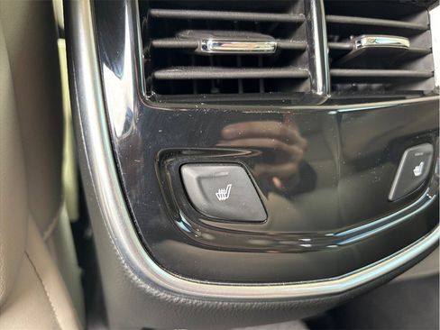 Used 2019 Cadillac XTS Luxury image 41