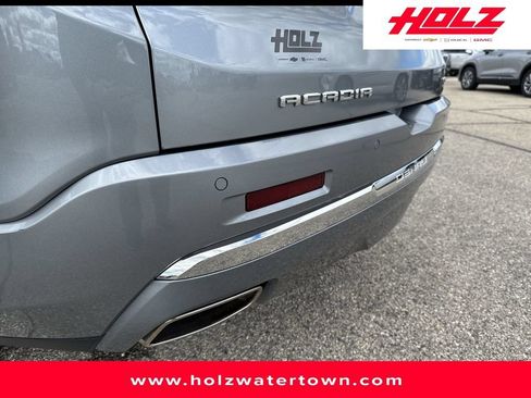 Used 2023 GMC Acadia Denali w/ Denali Ultimate Package AWD/4WD image 6