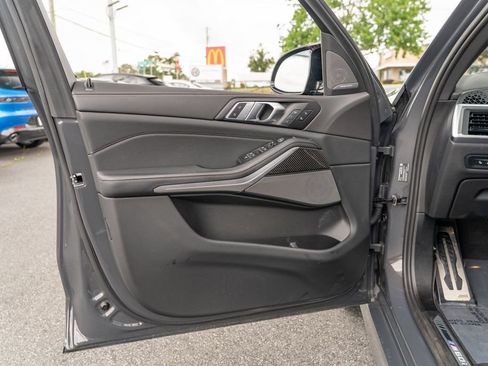 Used 2025 BMW X5 M60i AWD/4WD image 12