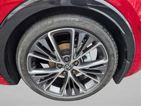 New 2026 Toyota Prius XLE image 10