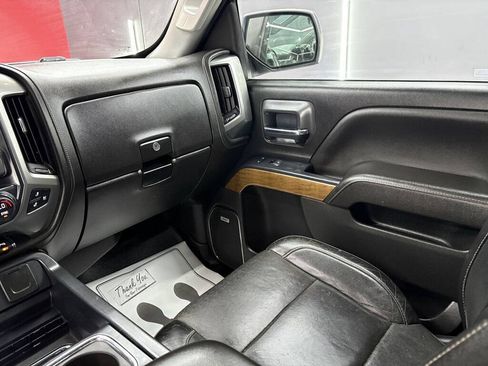 Used 2017 Chevrolet Silverado 1500 LTZ w/ Sport Package AWD/4WD image 13