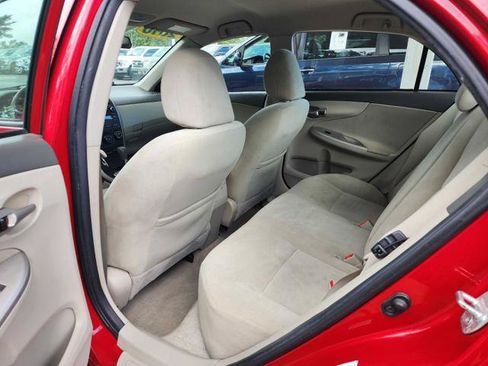 Used 2010 Toyota Corolla LE FWD image 12