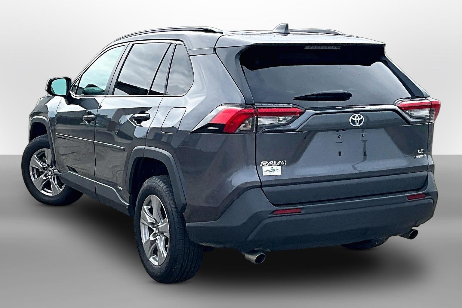 Used 2024 Toyota RAV4 LE AWD/4WD image 10
