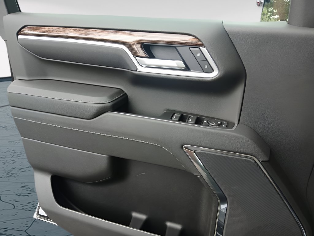 New 2026 GMC Sierra 1500 Elevation w/ Elevation Select Package RWD image 17