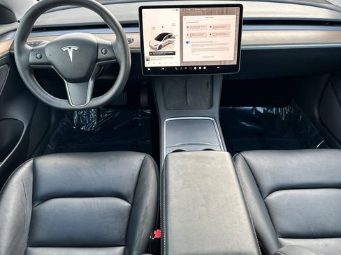 Used 2023 Tesla Model 3 Standard Range image 16