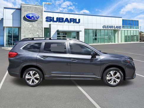 Used 2023 Subaru Ascent Premium AWD/4WD image 7