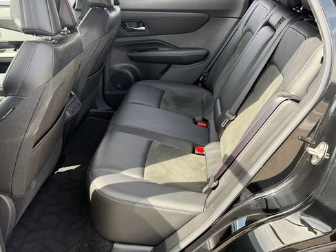 Certified 2024 Nissan Ariya FWD image 22