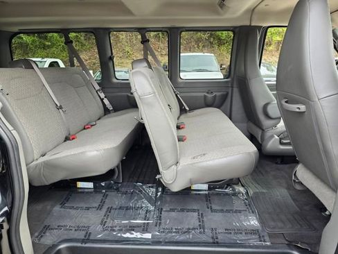 New 2025 GMC Savana 2500 LT w/ LT Preferred Equipment Group image 11