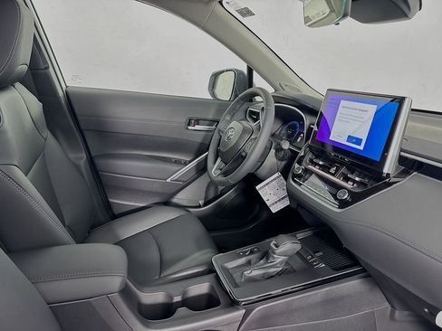 New 2026 Toyota Corolla Cross XLE image 33