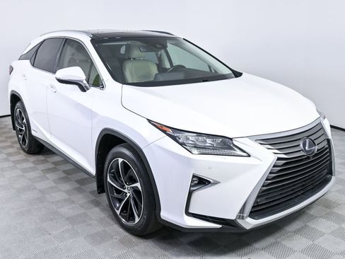 Used 2019 Lexus RX 450h AWD w/ Luxury Package image 27