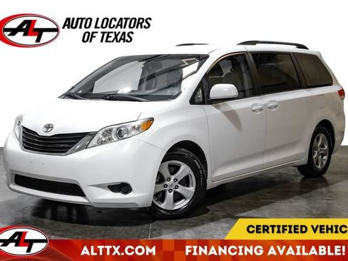 Used 2011 Toyota Sienna LE FWD image 1