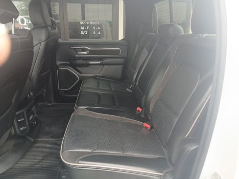 Used 2023 RAM 1500 Laramie AWD/4WD image 10
