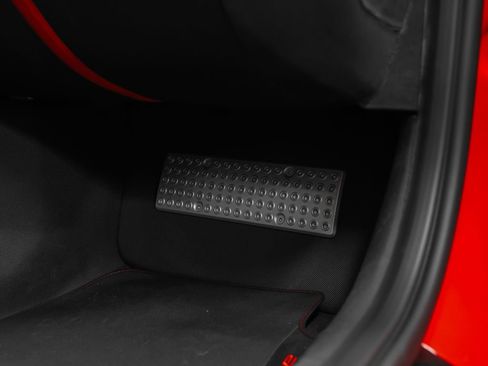 Certified 2023 Ferrari 812 Competizione RWD image 34