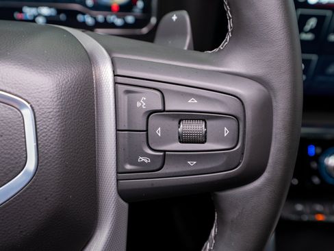 Used 2025 GMC Sierra 1500 Denali w/ Technology Package AWD/4WD image 30