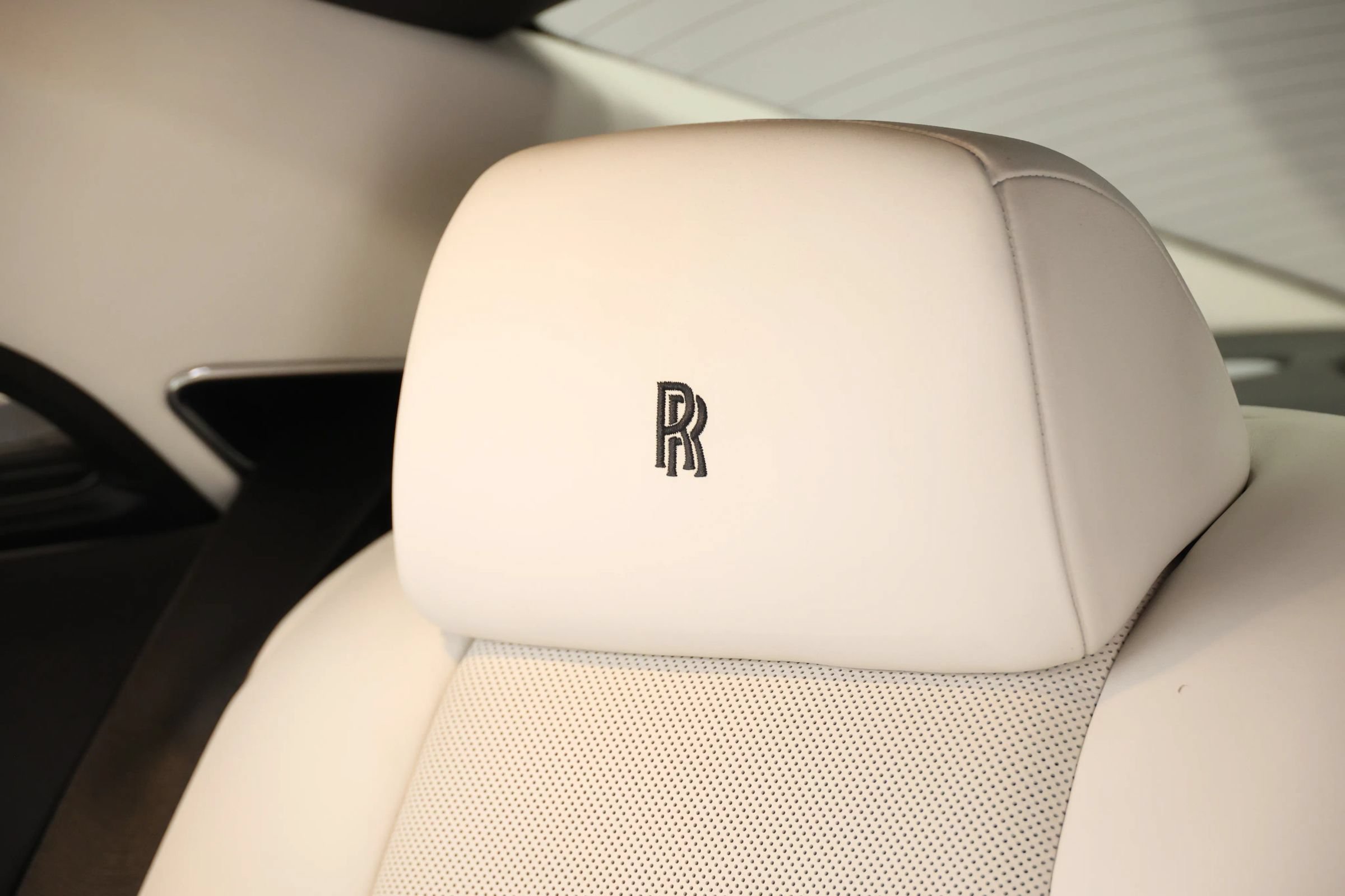 Used 2017 Rolls-Royce Wraith RWD image 66