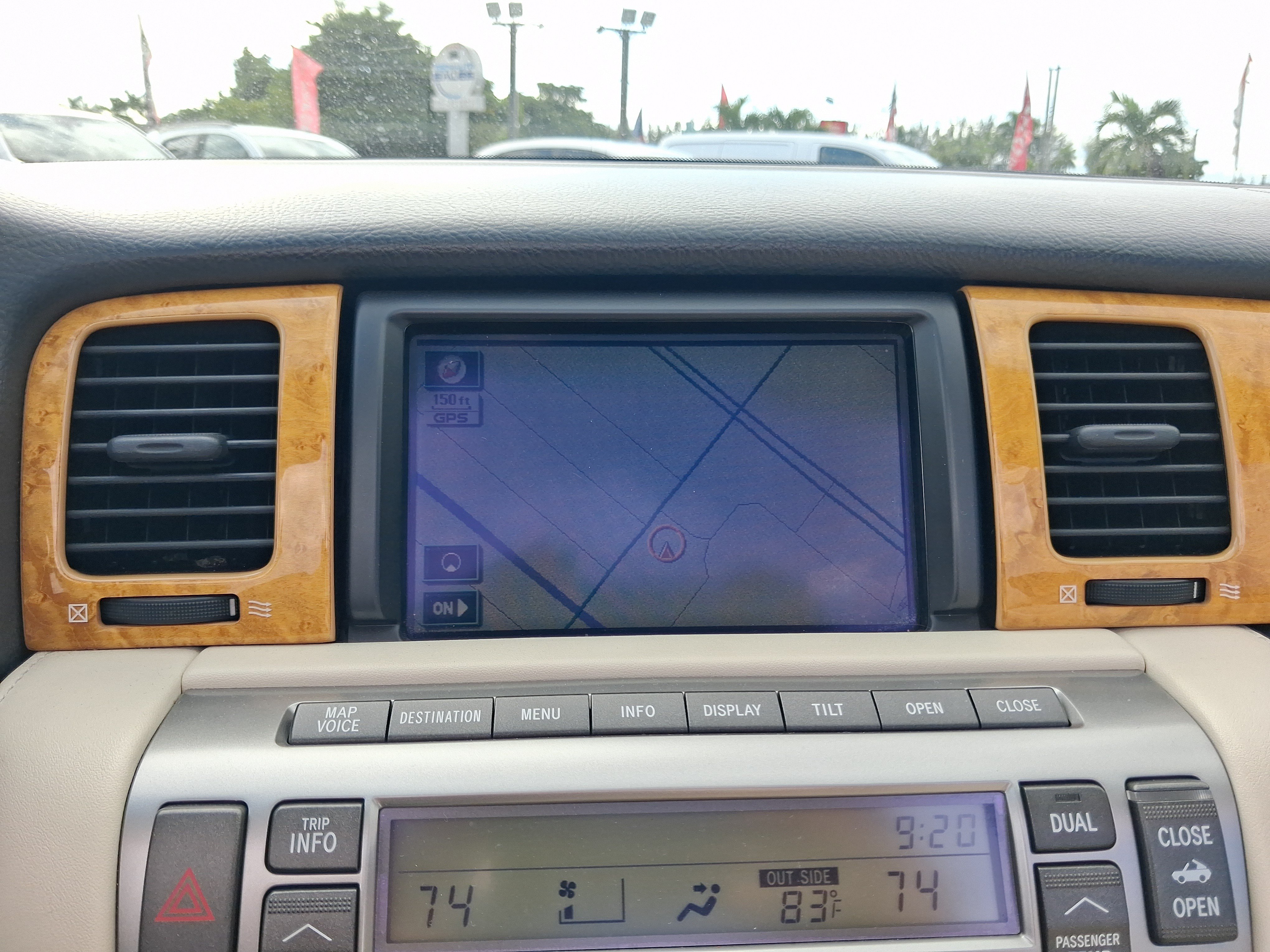 Used 2005 Lexus SC 430 Convertible RWD image 19