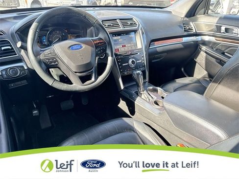 Used 2018 Ford Explorer Limited image 36