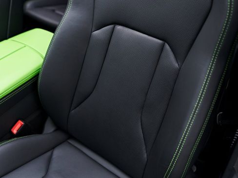 Used 2022 Lamborghini Urus image 56