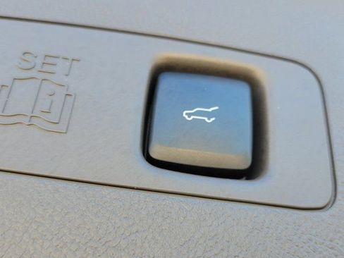 Certified 2022 Lincoln Corsair FWD image 13