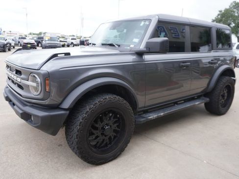 Used 2024 Ford Bronco Big Bend AWD/4WD image 3