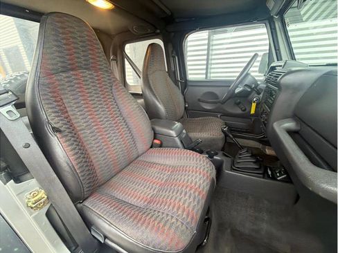 Used 2000 Jeep Wrangler Sport AWD/4WD image 18