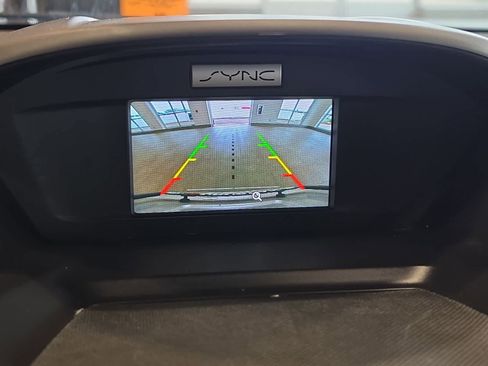 Used 2017 Ford Escape SE AWD/4WD image 26
