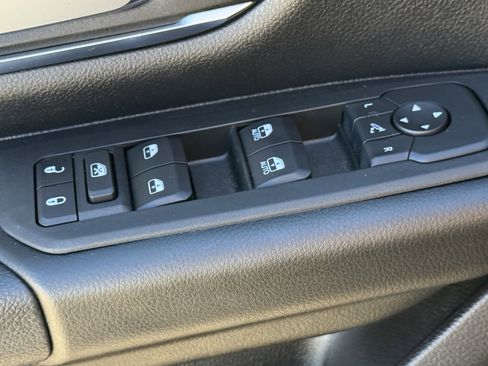 Used 2025 RAM 1500 Big Horn image 27