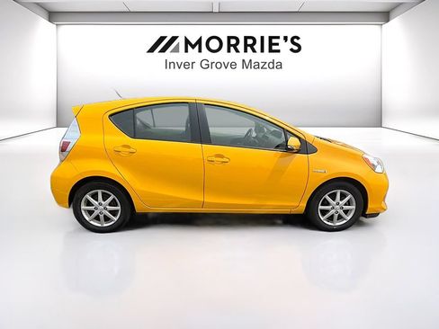 Used 2014 Toyota Prius C Three FWD image 4