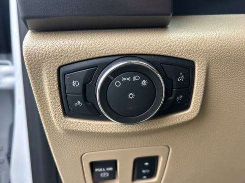 Used 2018 Ford F150 XLT w/ Equipment Group 302A Luxury image 23