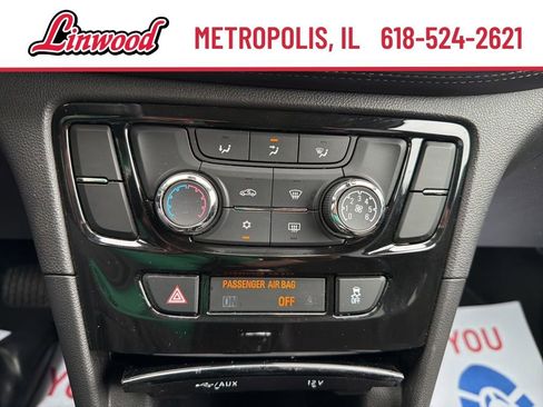 Used 2020 Buick Encore Preferred FWD image 19