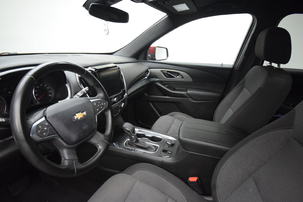 Used 2023 Chevrolet Traverse LT AWD/4WD image 7