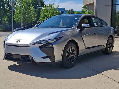 New 2026 Lexus ES 350h AWD image 2