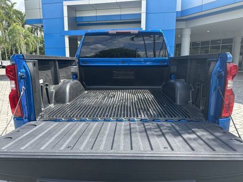 Used 2023 Chevrolet Silverado 1500 LTZ w/ Z71 Off-Road Package AWD/4WD image 28