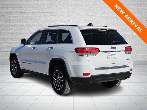 Used 2022 Jeep Grand Cherokee Limited image 3