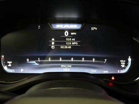 New 2026 RAM 1500 4x4 Crew Cab image 10